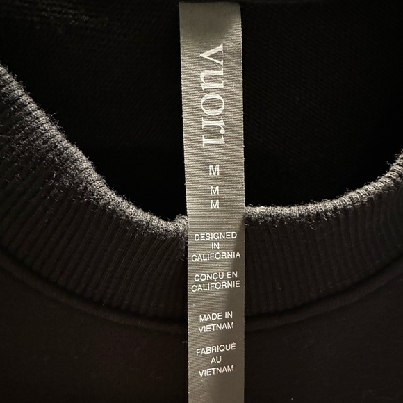 Vuori Sedona Weekender Crew Black Sweatshirt - Picture 7 of 10